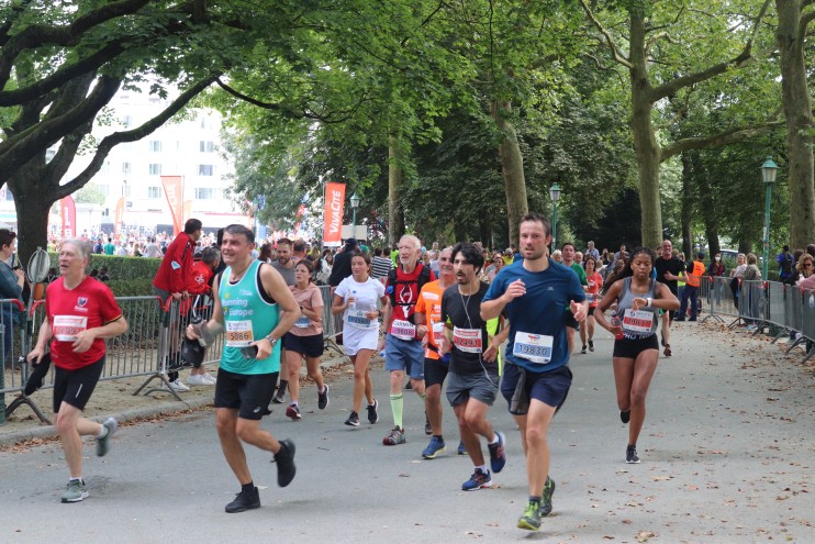 Les Gazelles de Bruxelles: hoe sport kansarme Brusselaars vooruithelpt