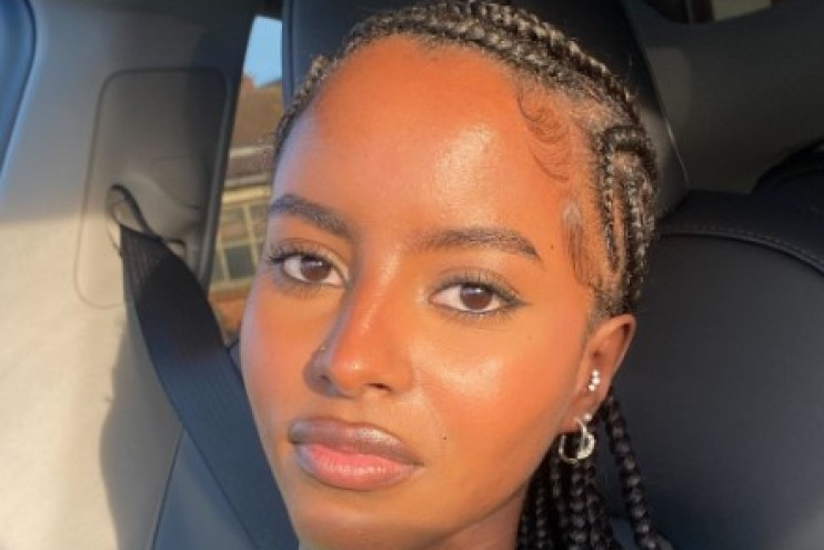    Nadege start als stagiare bij Platform