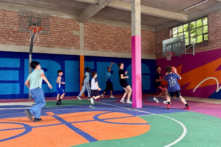    Meer investeren in sociaal-sportieve praktijken is kansen creëren voor wie aan de zijlijn staat